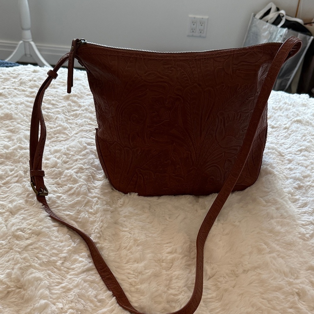 Elegant Brown Embossed Leather Shoulder Bag